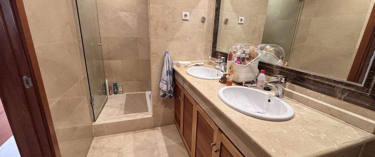 Resale - Town house - Estepona - Estepona Centro