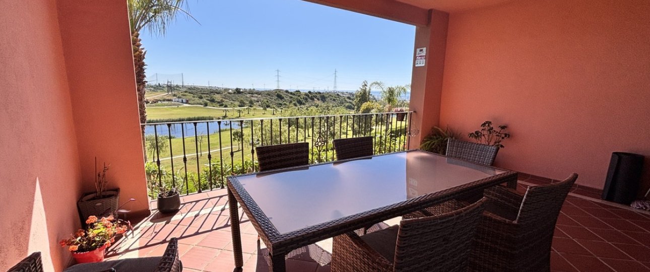 Resale - Town house - Estepona - Estepona Centro