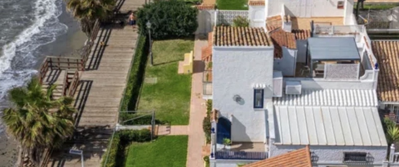 Resale - Town house - Estepona - Estepona Centro