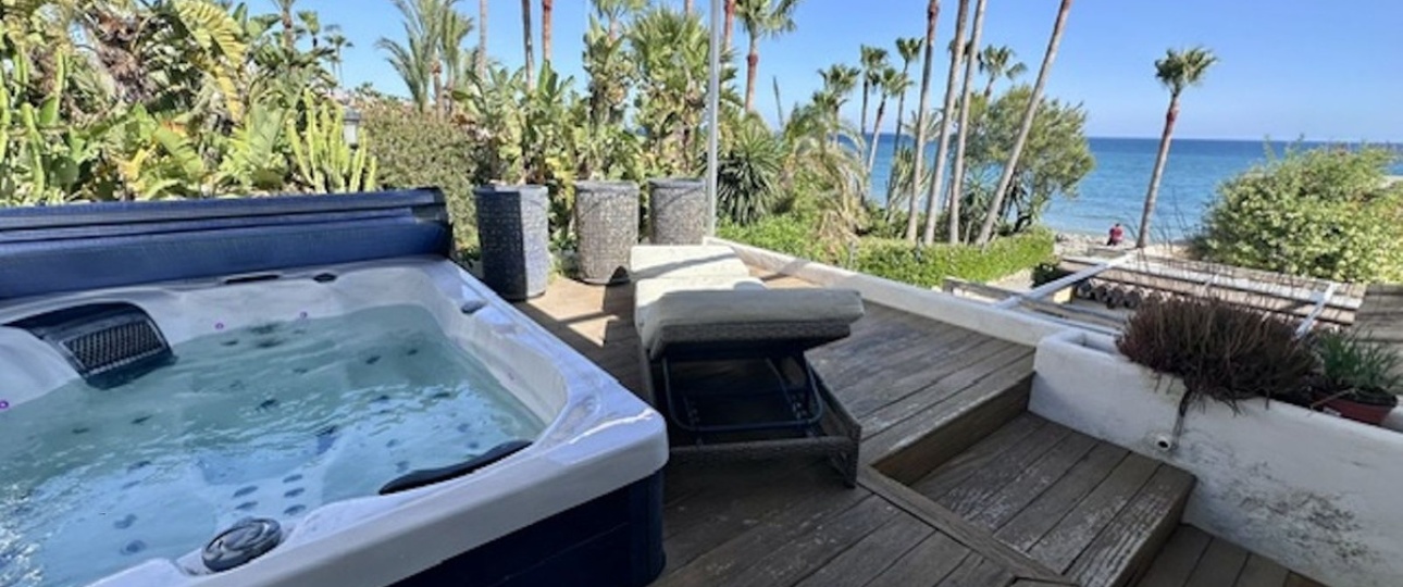 Resale - Town house - Estepona - Estepona Centro