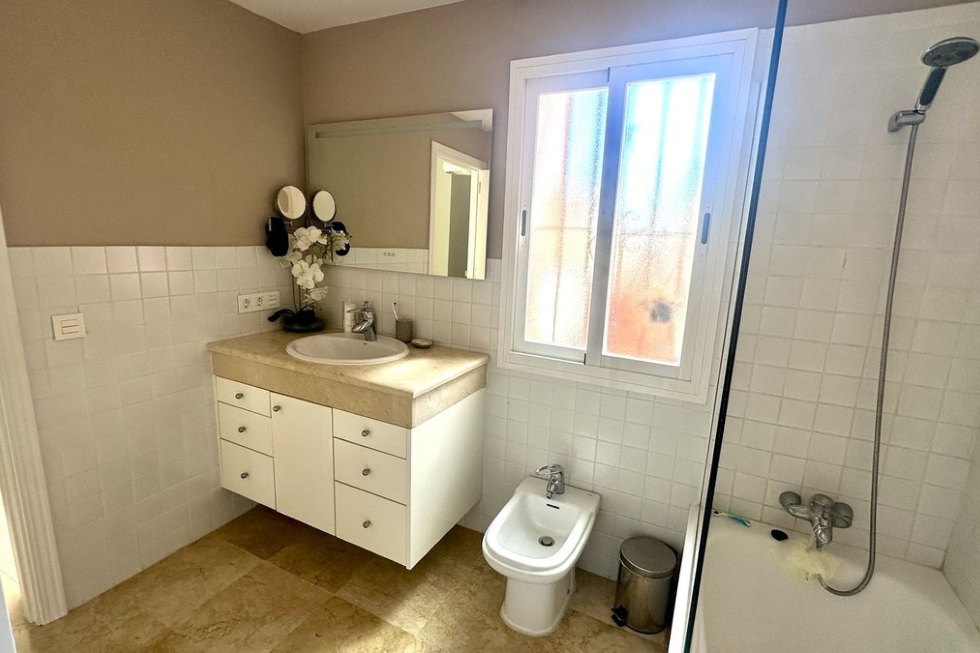Resale - Town house - Estepona - Estepona Centro