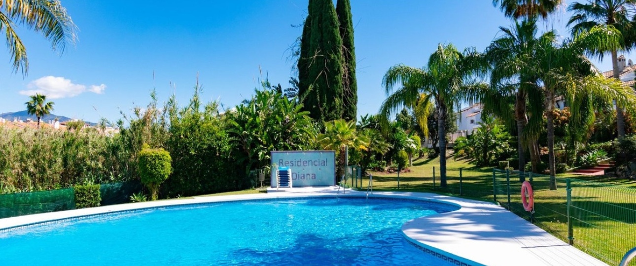 Resale - Town house - Estepona - Estepona Centro
