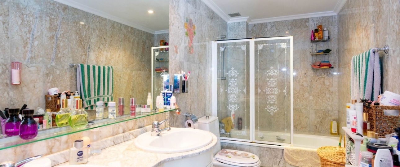 Resale - Town house - Estepona - Estepona Centro