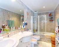Resale - Town house - Estepona - Estepona Centro