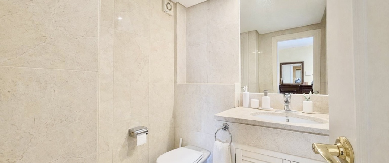 Resale - Town house - Estepona - Estepona Centro