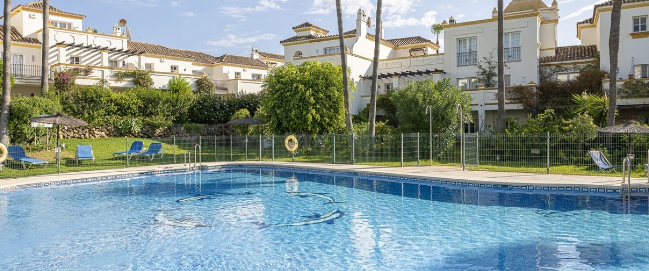 Resale - Town house - Estepona - Estepona Centro