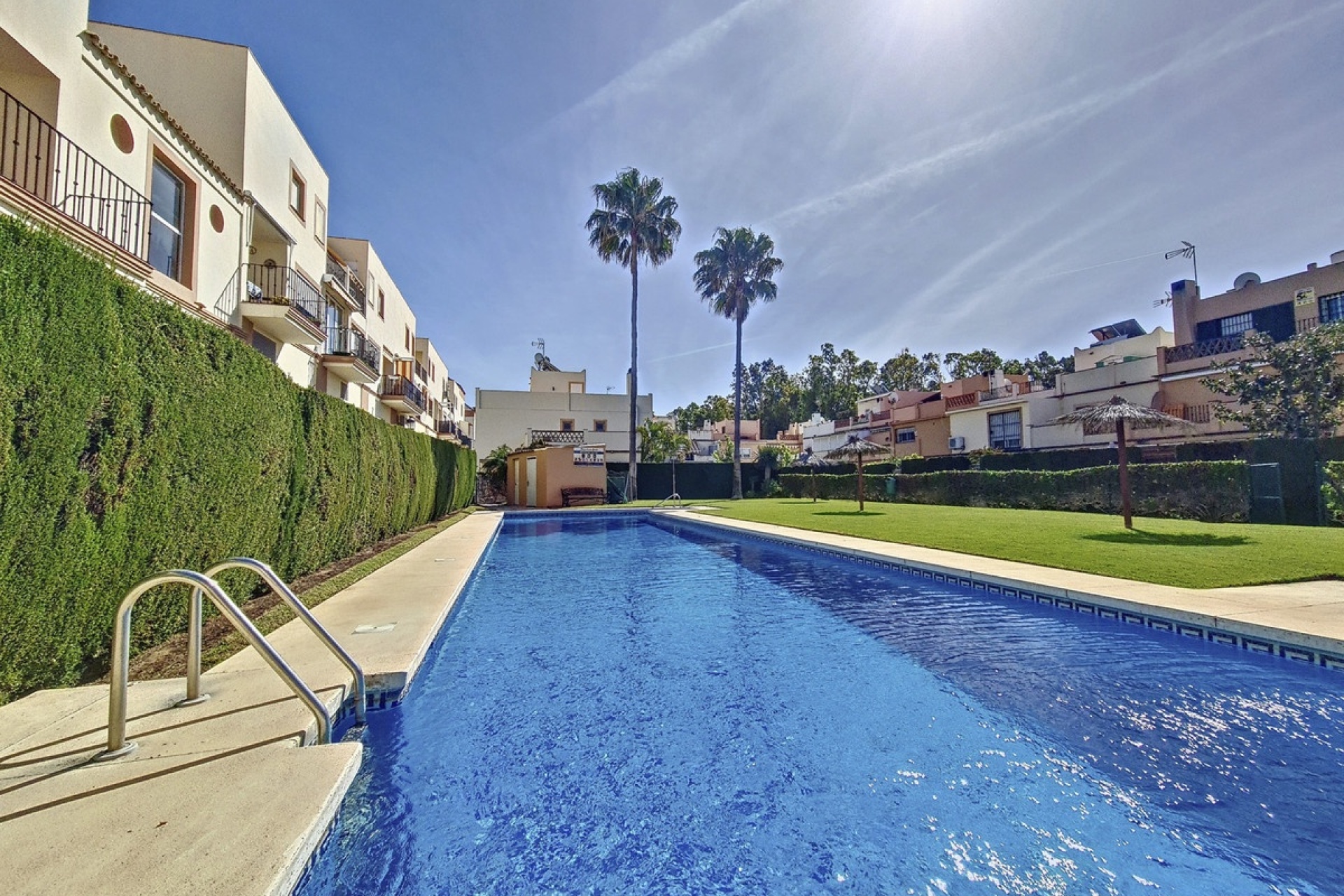 Resale - Town house - Estepona - Estepona Centro