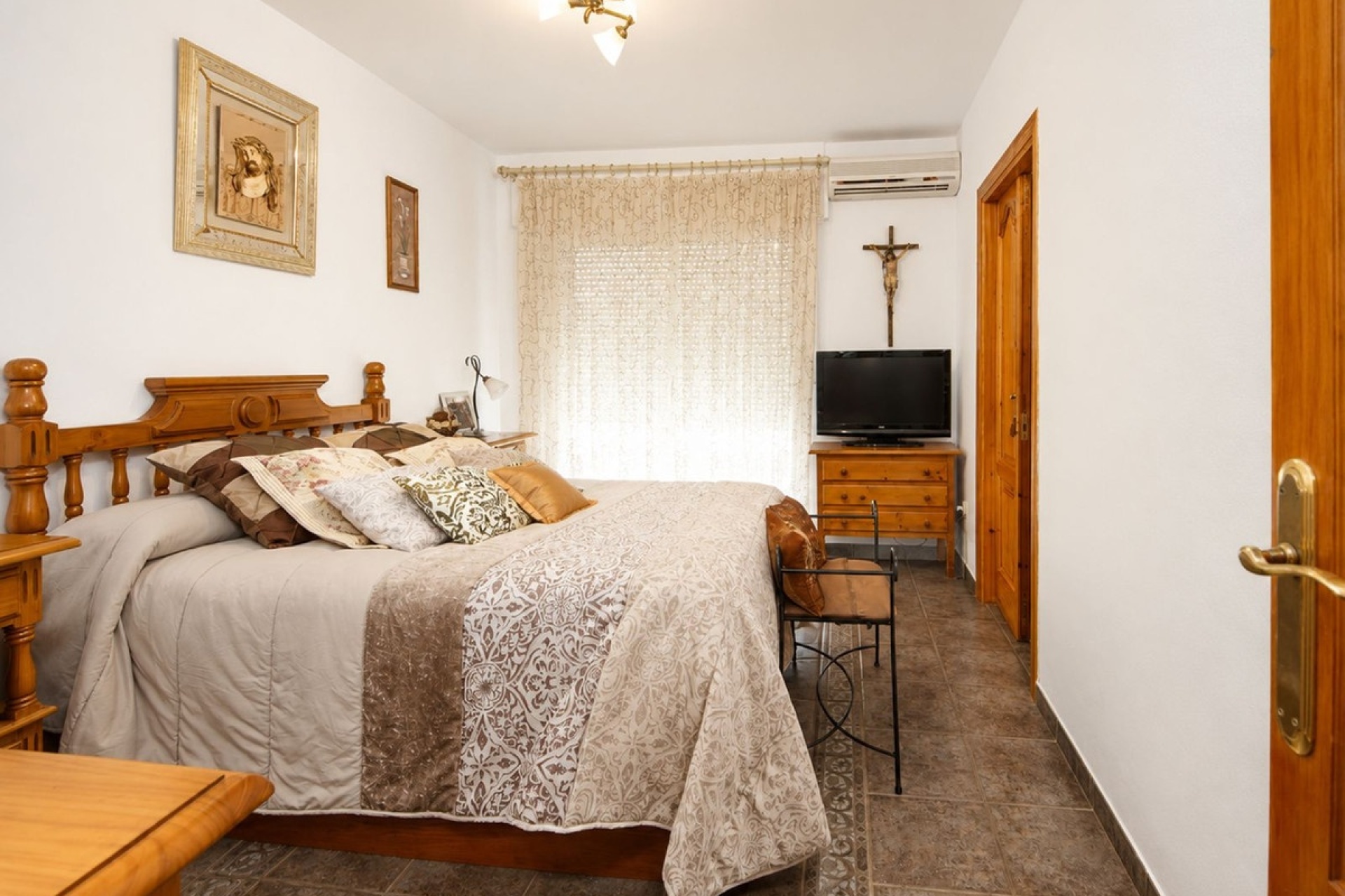 Resale - Town house - Estepona - Estepona Centro
