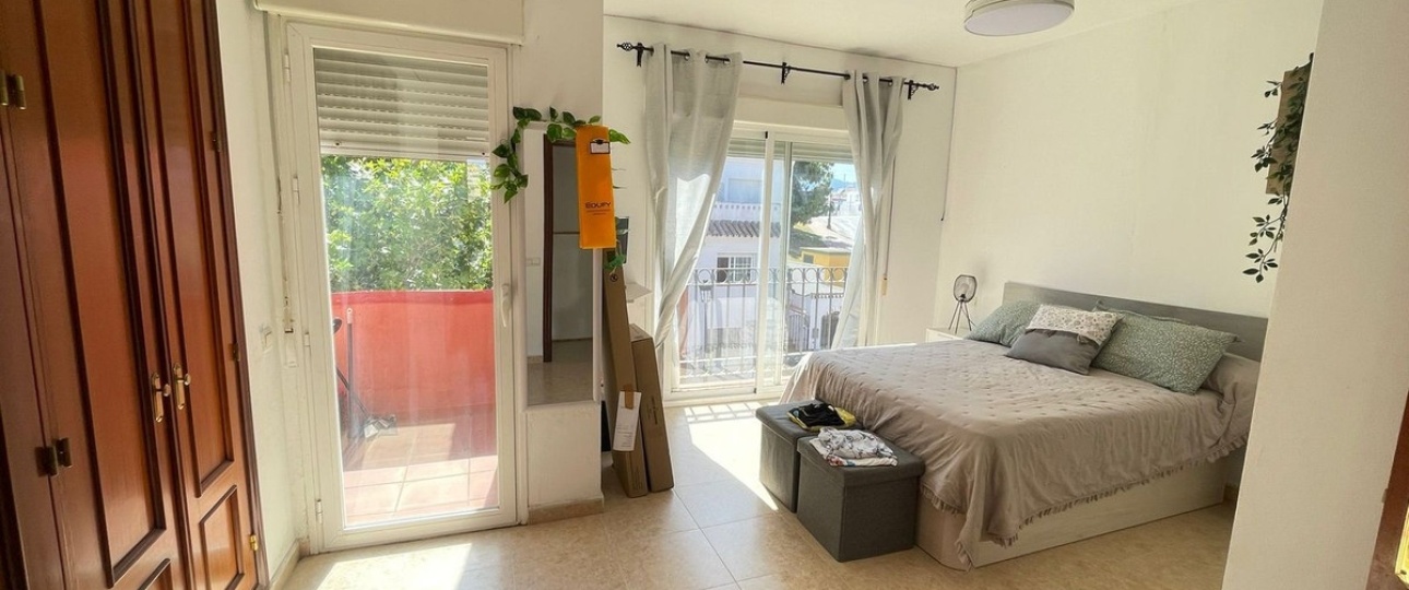 Resale - Town house - Estepona - Estepona Centro