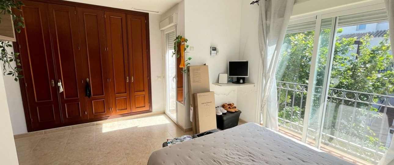 Resale - Town house - Estepona - Estepona Centro
