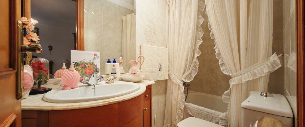 Resale - Town house - Estepona - Estepona Centro