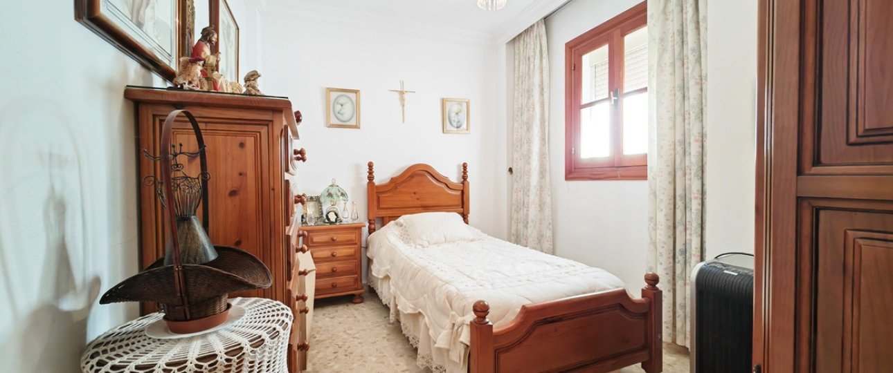 Resale - Town house - Estepona - Estepona Centro