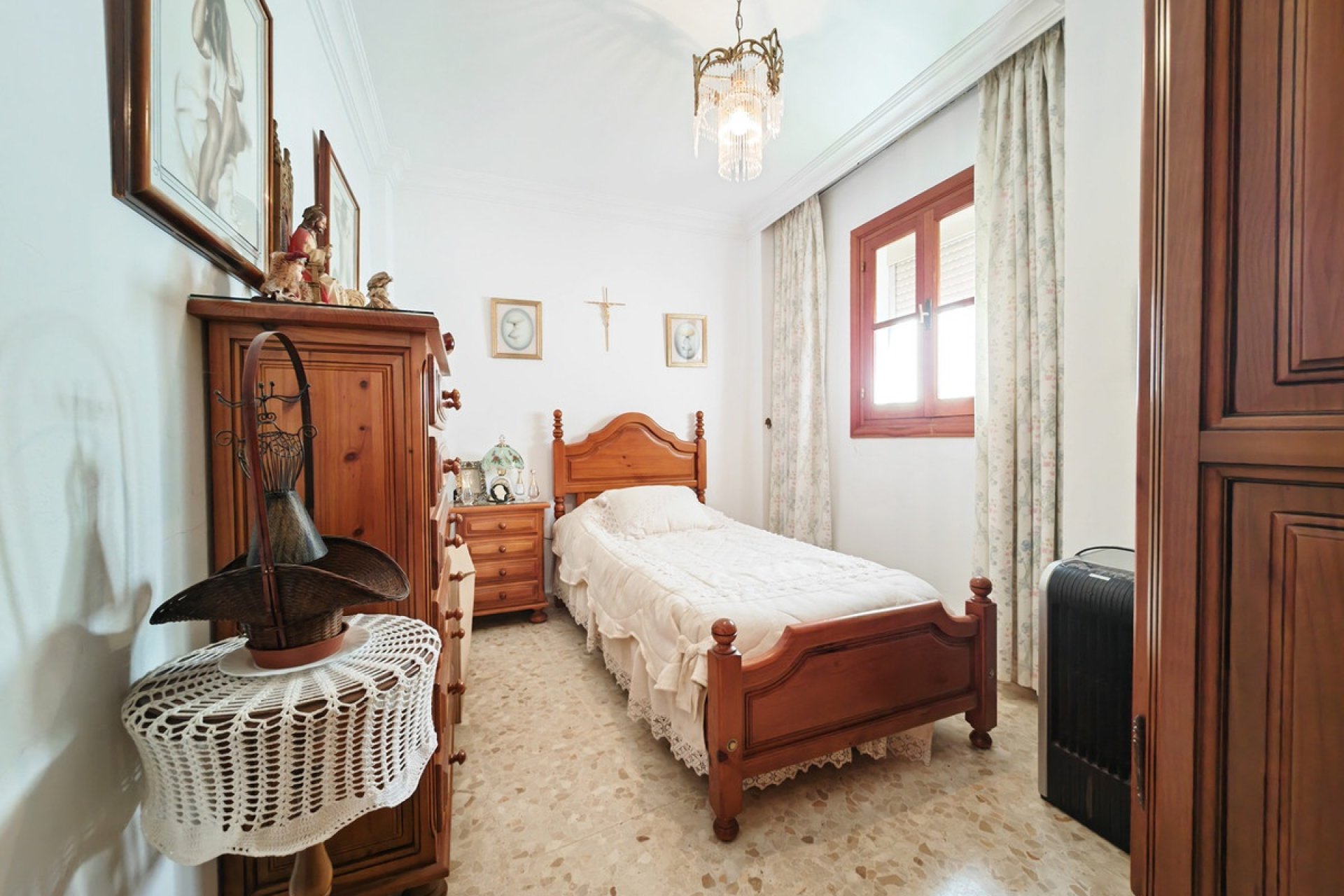 Resale - Town house - Estepona - Estepona Centro