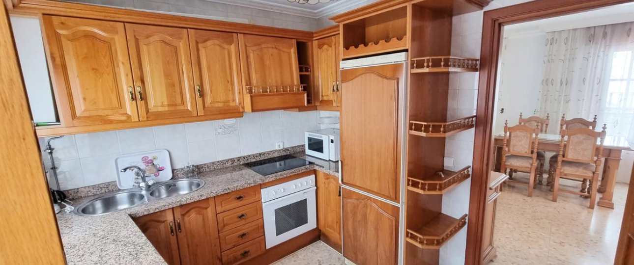 Resale - Town house - Estepona - Estepona Centro