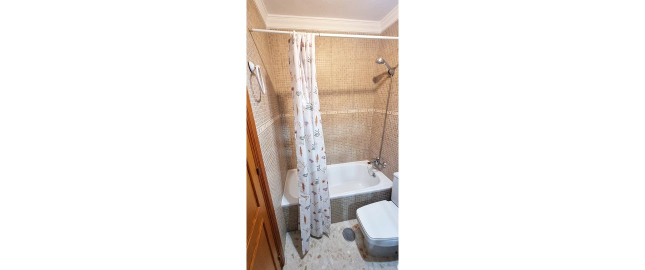 Resale - Town house - Estepona - Estepona Centro