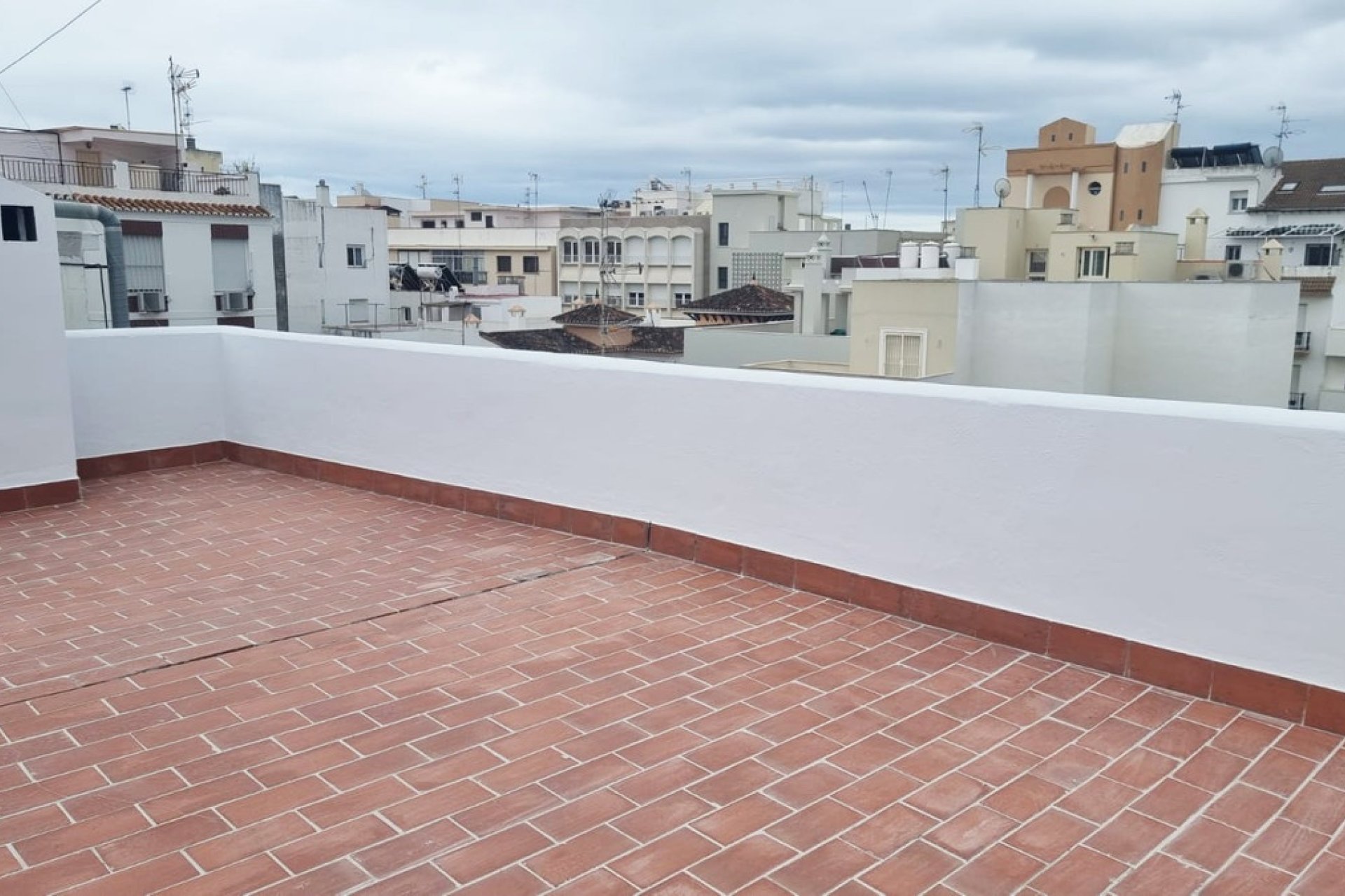 Resale - Town house - Estepona - Estepona Centro