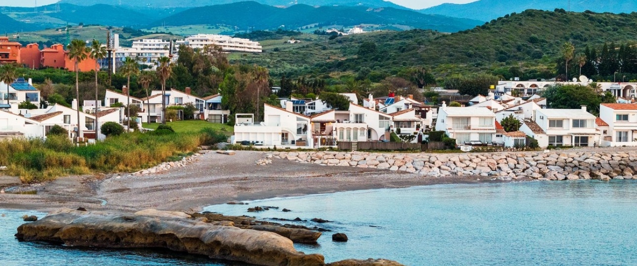 Resale - Town house - Estepona - Estepona Centro