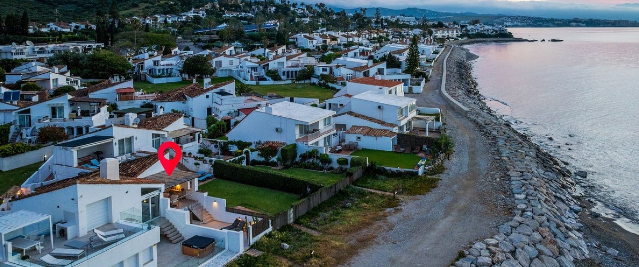 Resale - Town house - Estepona - Estepona Centro