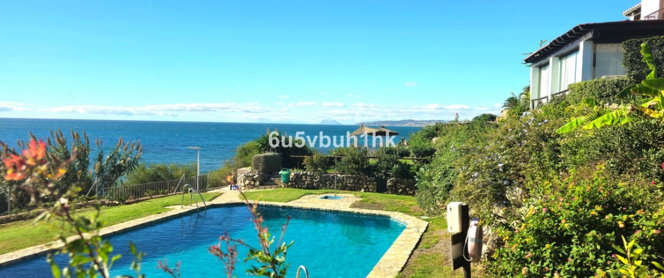 Resale - Town house - Estepona - Estepona Centro