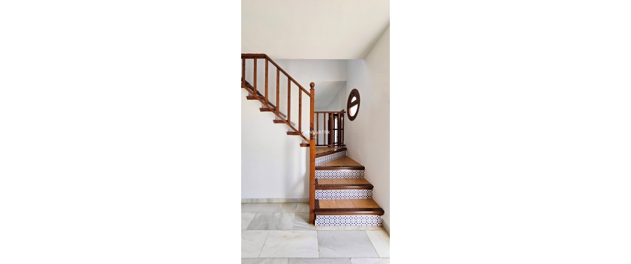 Resale - Town house - Estepona - Estepona Centro