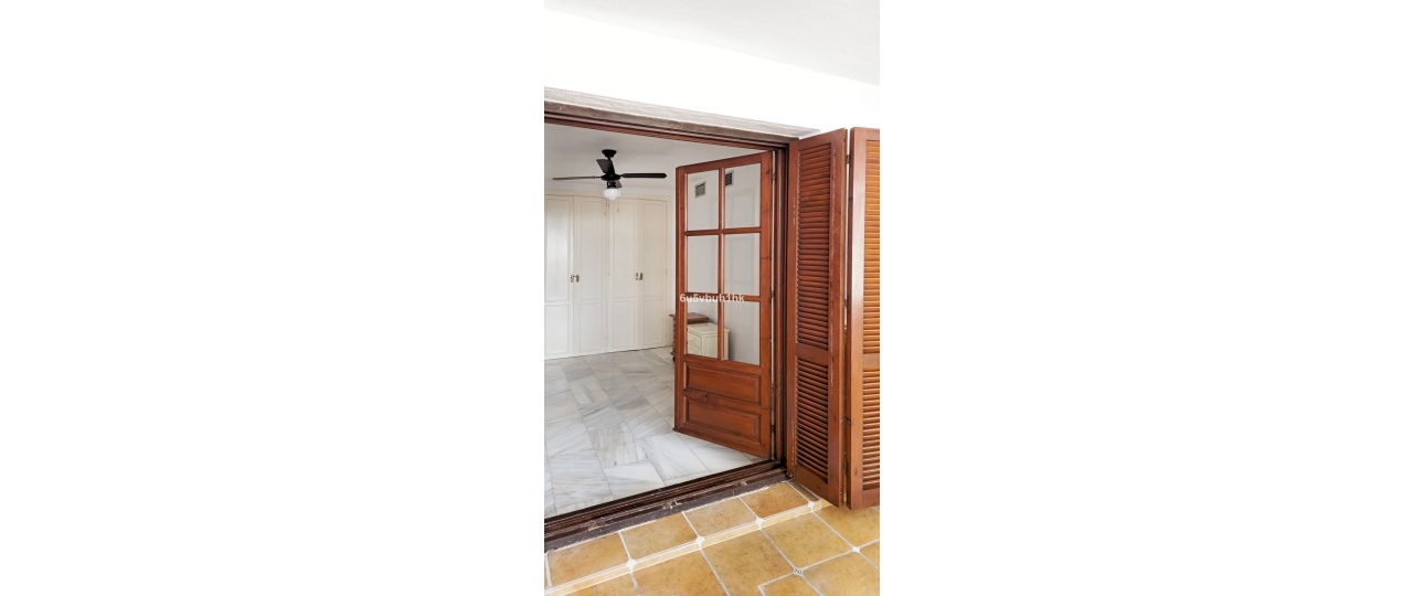 Resale - Town house - Estepona - Estepona Centro