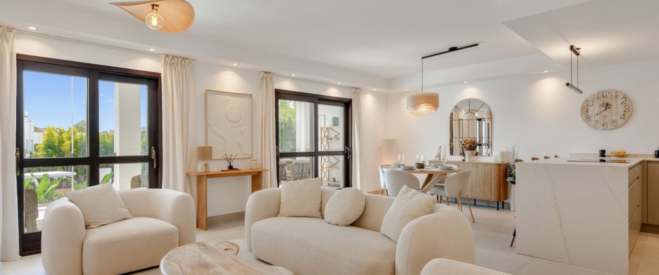 Resale - Town house - Estepona - Estepona Centro