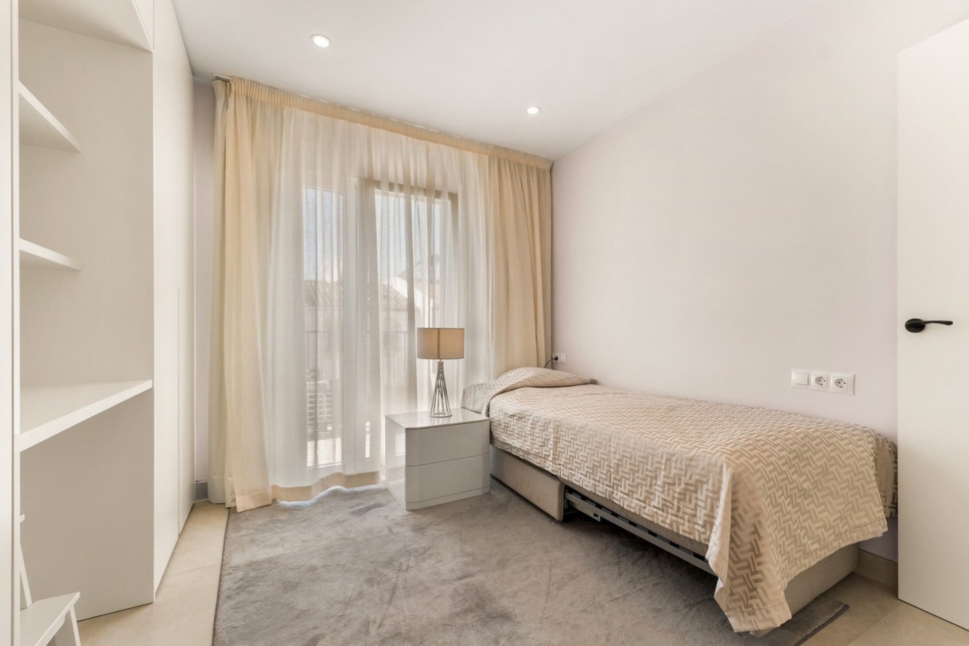 Resale - Town house - Estepona - Estepona Centro
