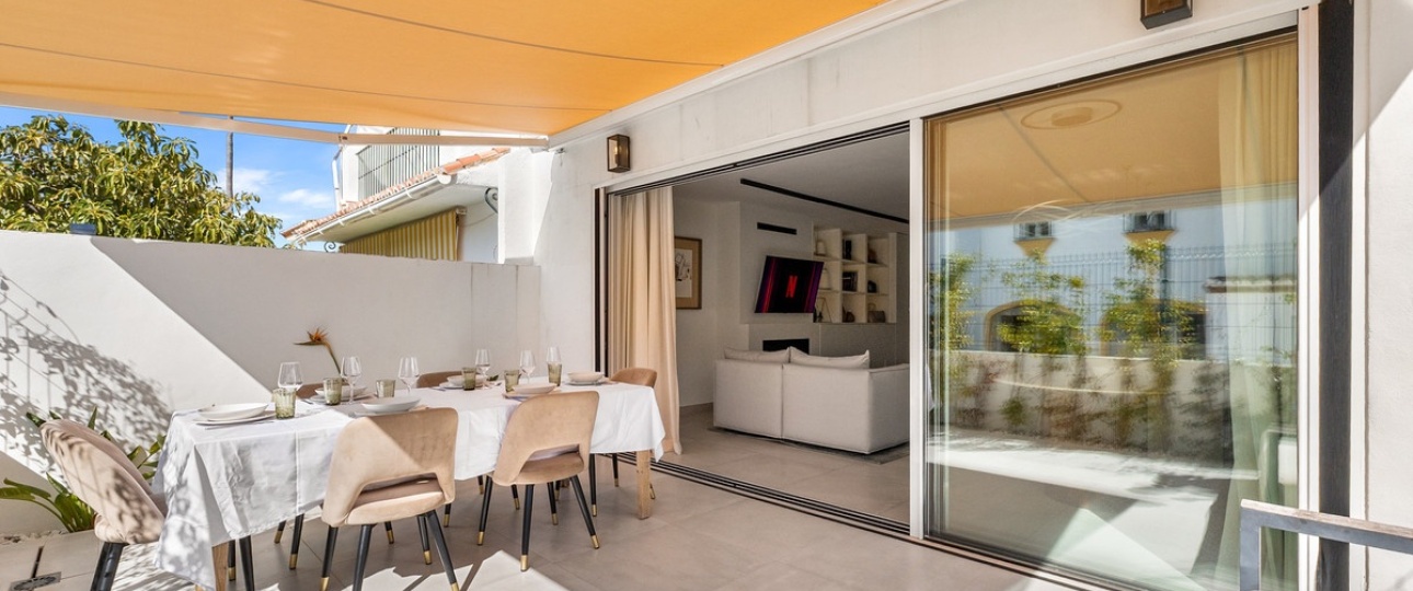 Resale - Town house - Estepona - Estepona Centro