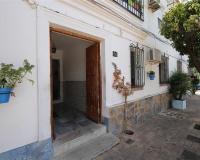 Resale - Town house - Estepona - Estepona Centro