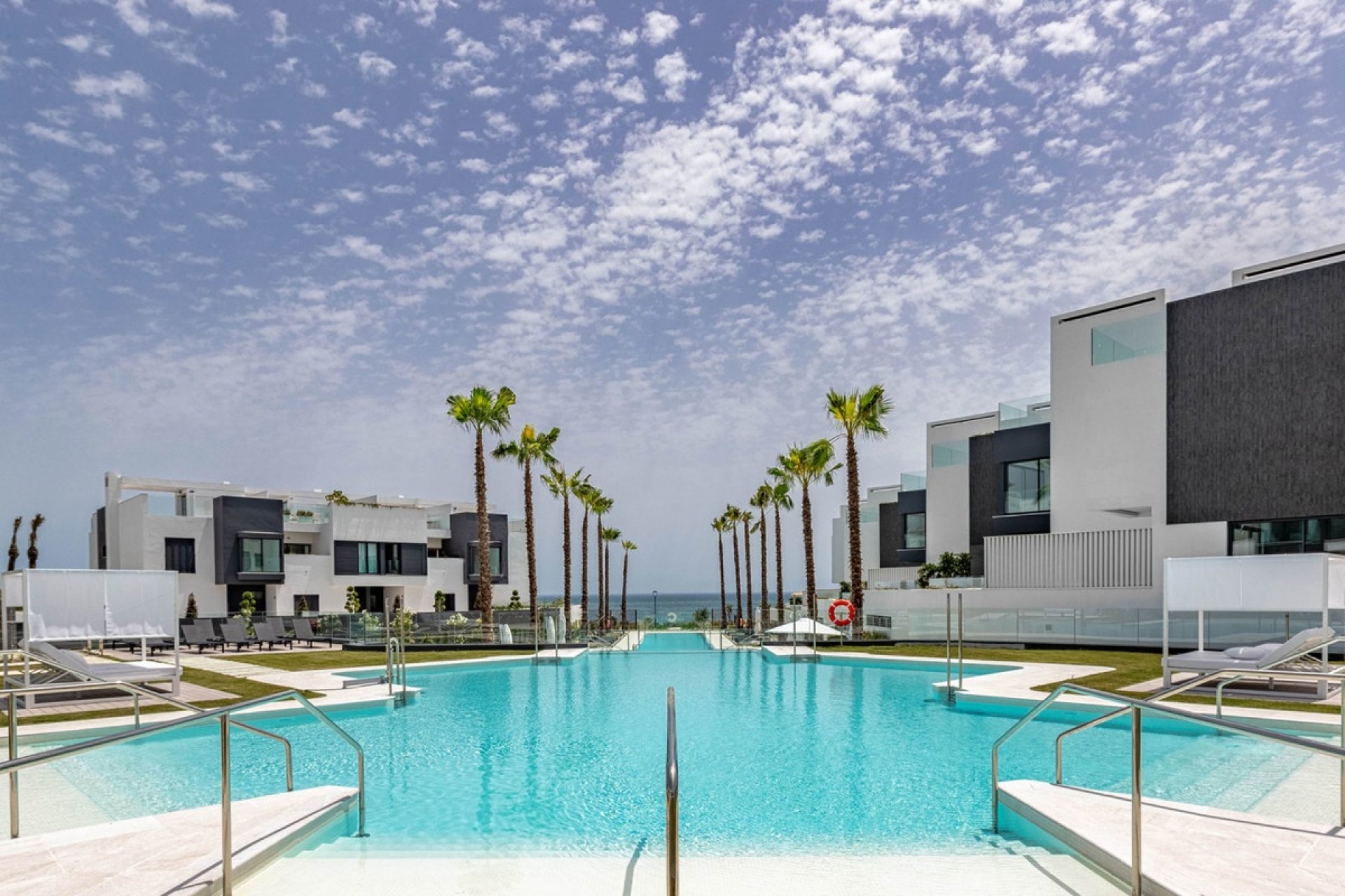 Resale - Town house - Estepona - Estepona Centro