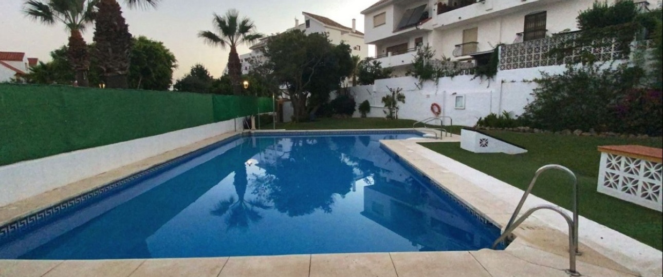 Resale - Town house - Estepona - Estepona Centro