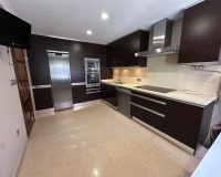Resale - Town house - Estepona - Estepona Centro