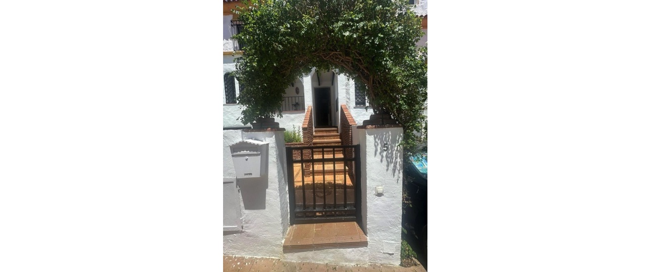 Resale - Town house - Estepona - Estepona Centro
