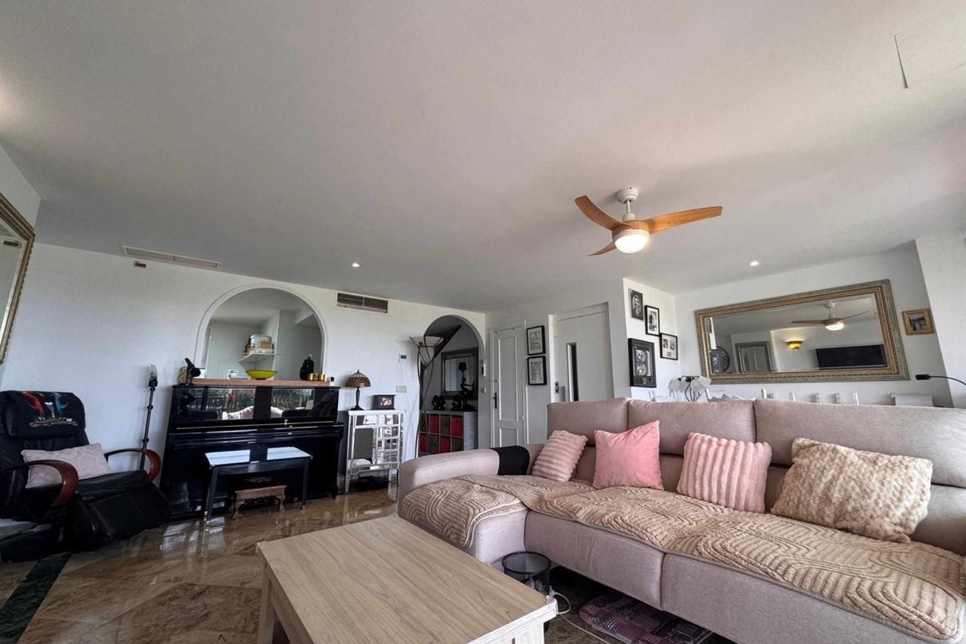 Resale - Town house - Estepona - Estepona Centro