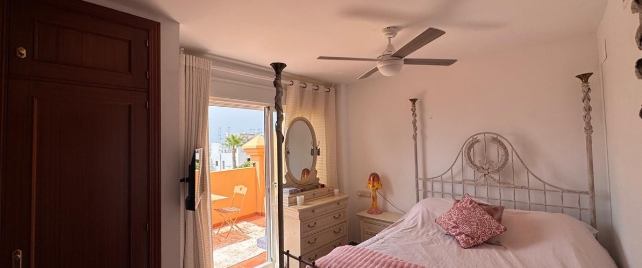 Resale - Town house - Estepona - Estepona Centro
