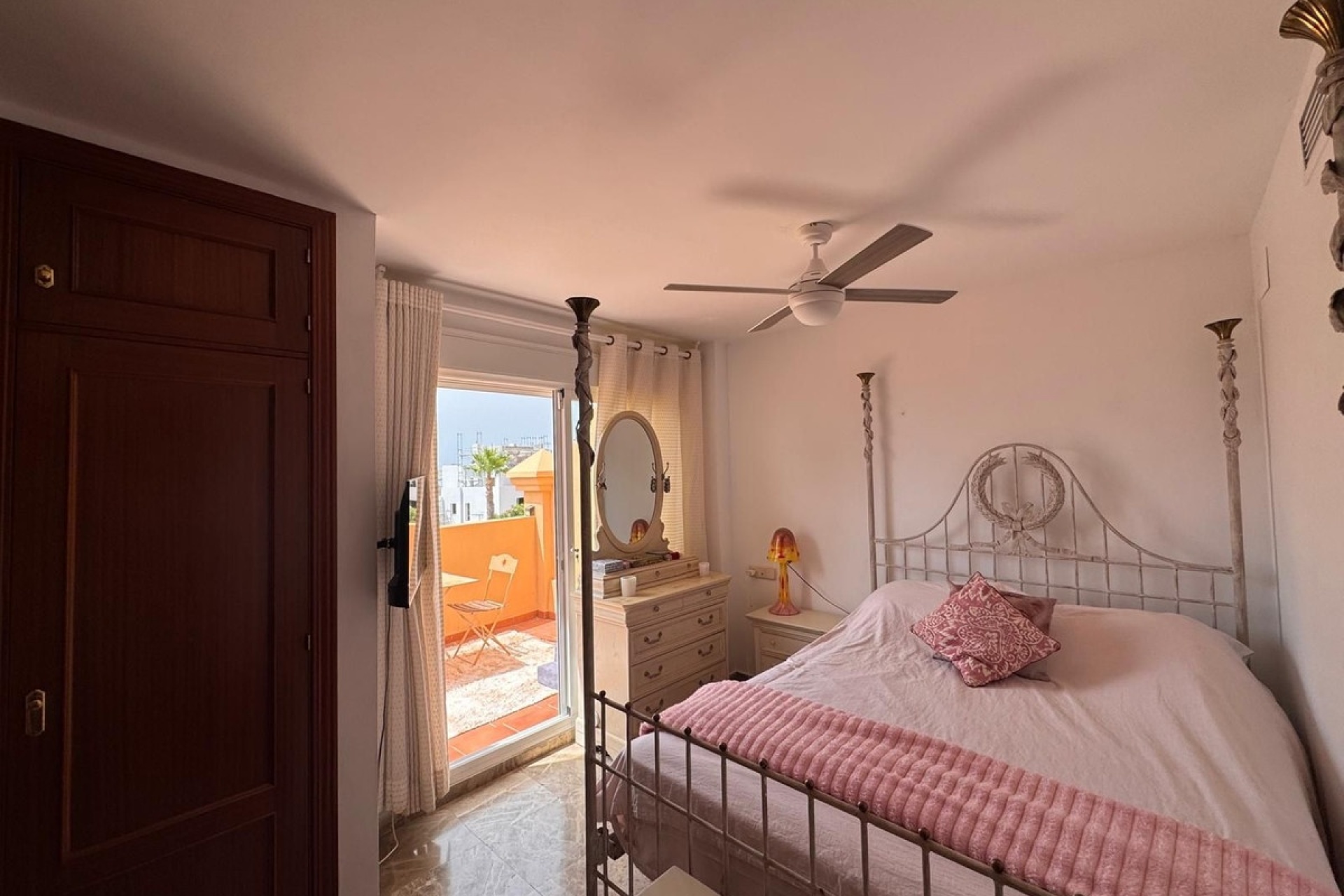Resale - Town house - Estepona - Estepona Centro