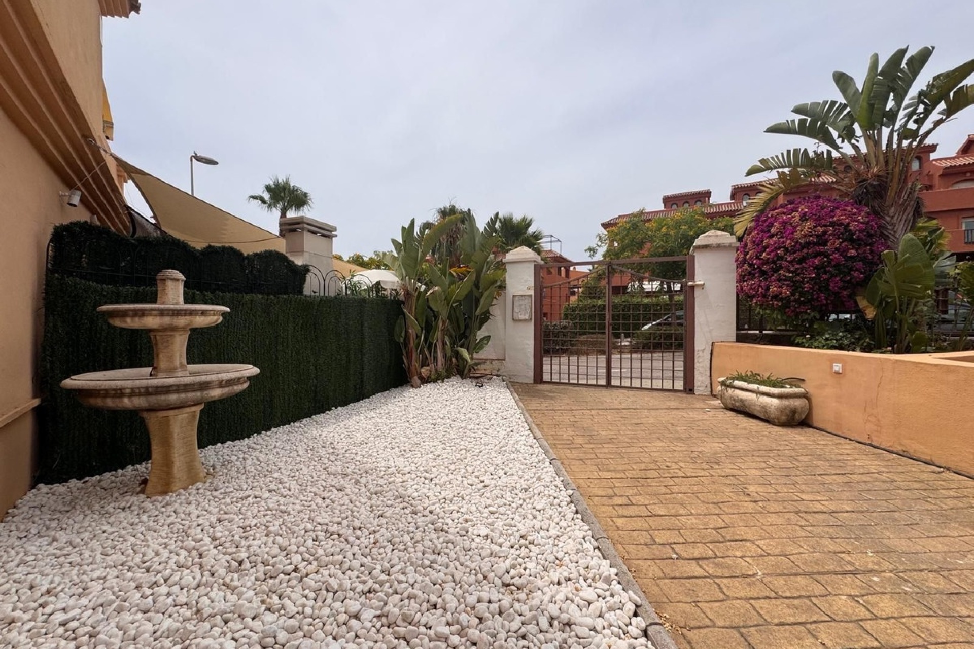 Resale - Town house - Estepona - Estepona Centro