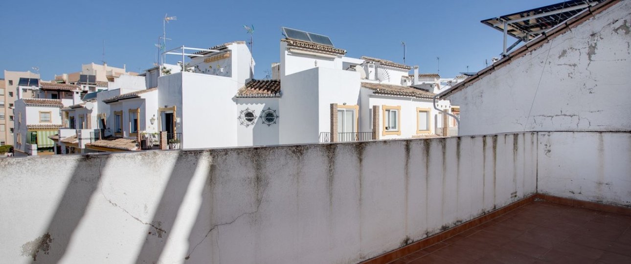 Resale - Town house - Estepona - Estepona Centro