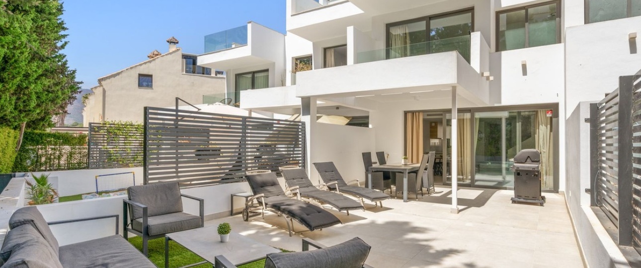 Resale - Town house - Estepona - Estepona Centro