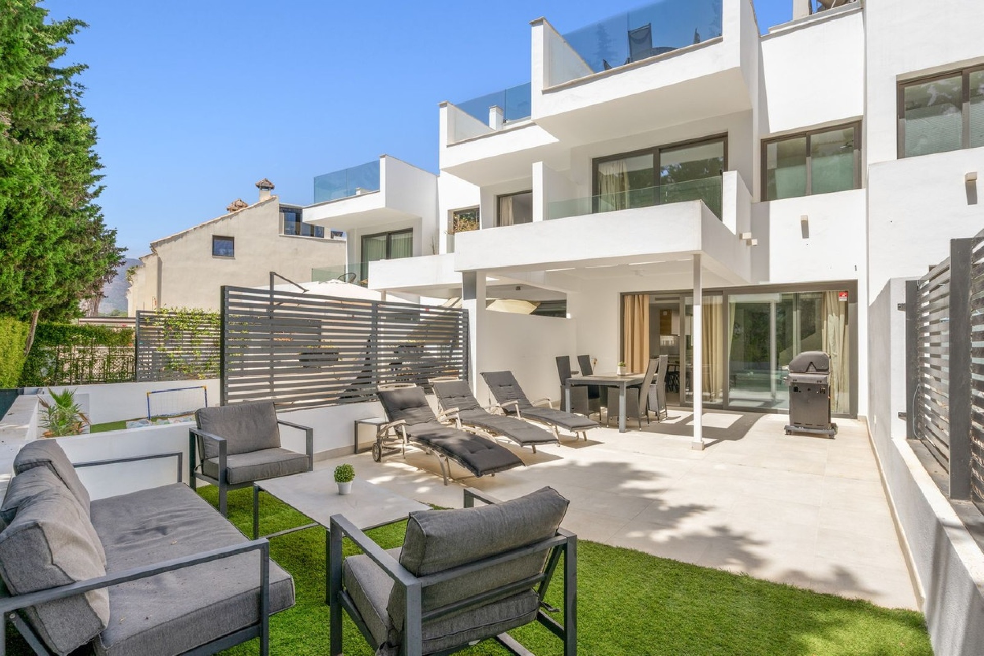 Resale - Town house - Estepona - Estepona Centro