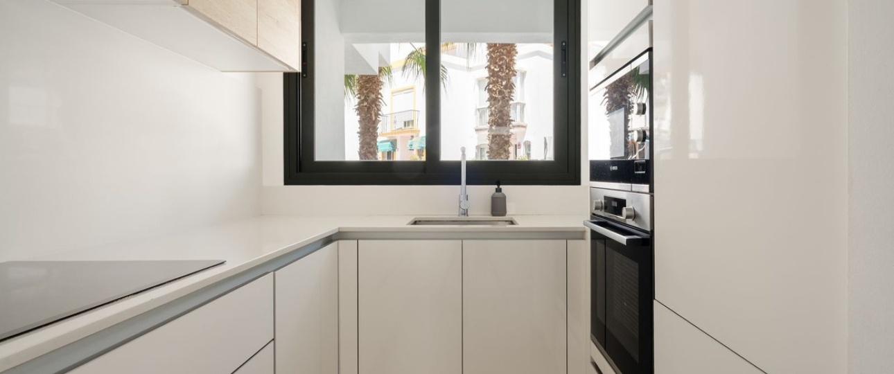 Resale - Town house - Estepona - Estepona Centro