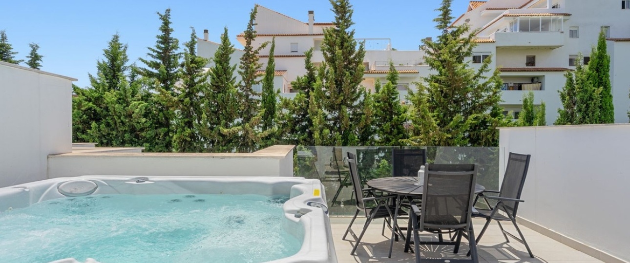 Resale - Town house - Estepona - Estepona Centro