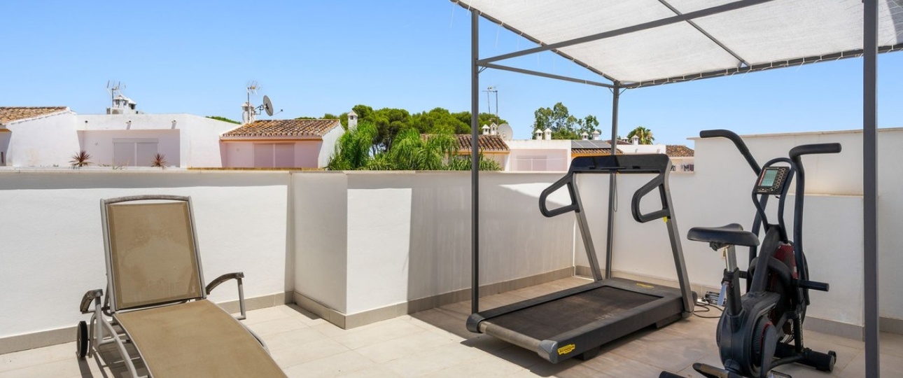 Resale - Town house - Estepona - Estepona Centro