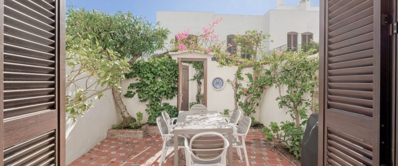 Resale - Town house - Estepona - Estepona Centro