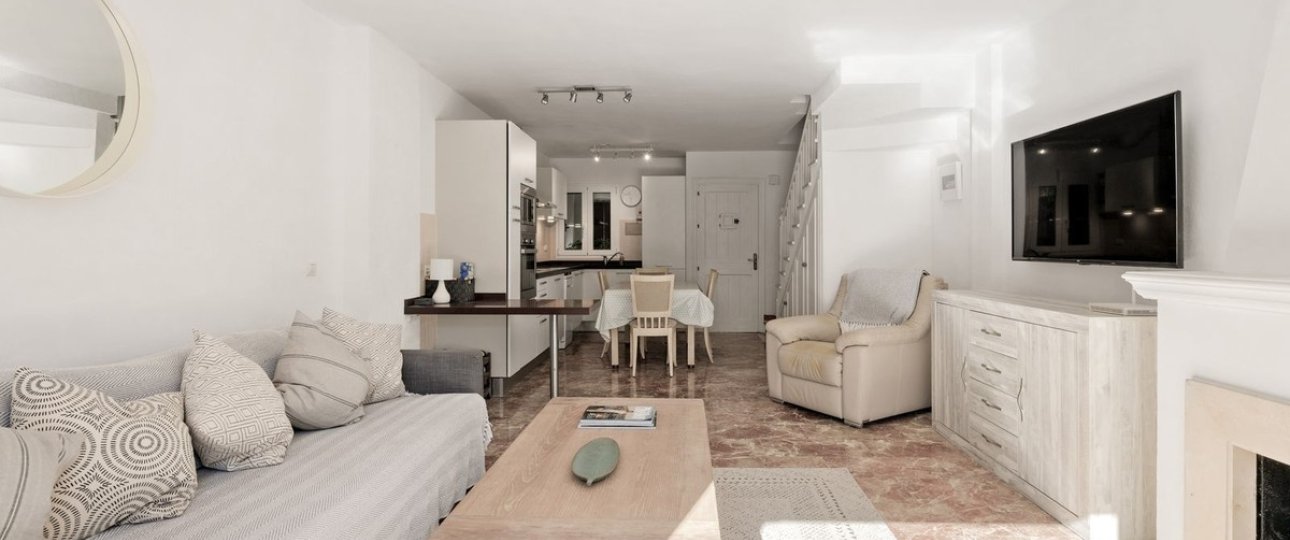 Resale - Town house - Estepona - Estepona Centro