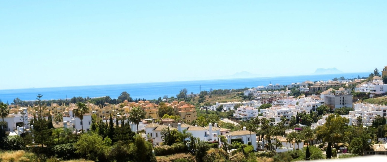 Resale - Town house - Estepona - Estepona Centro