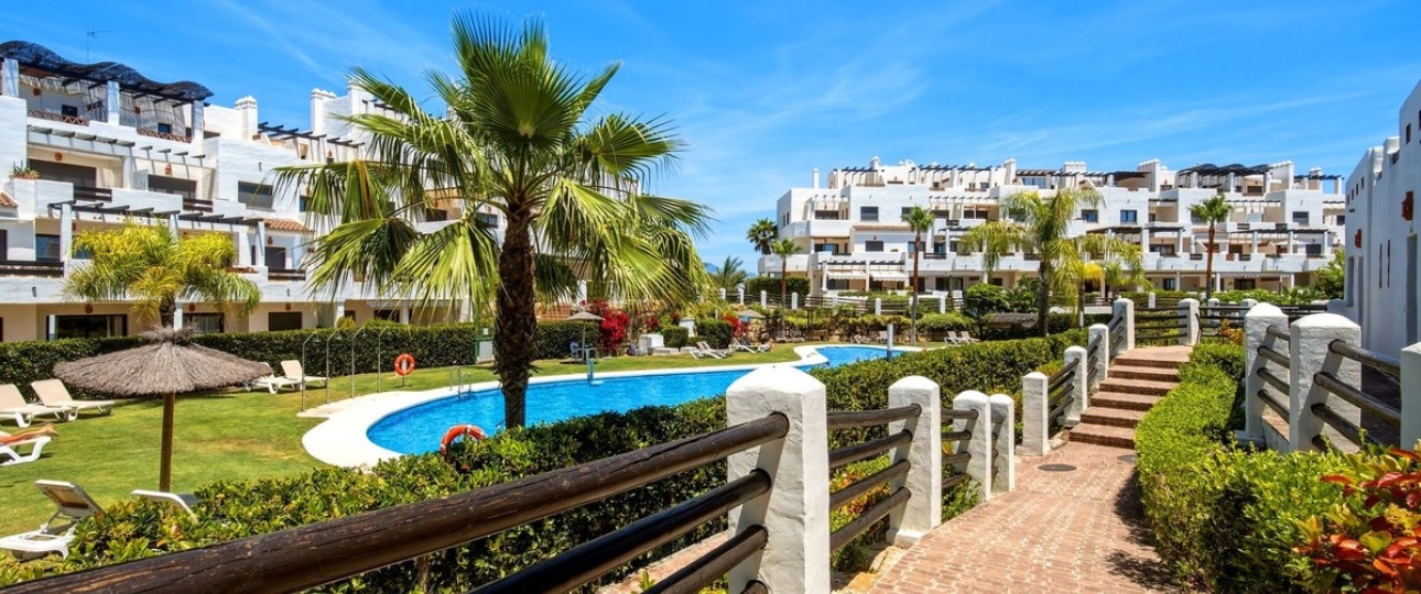 Resale - Town house - Estepona - Estepona Centro