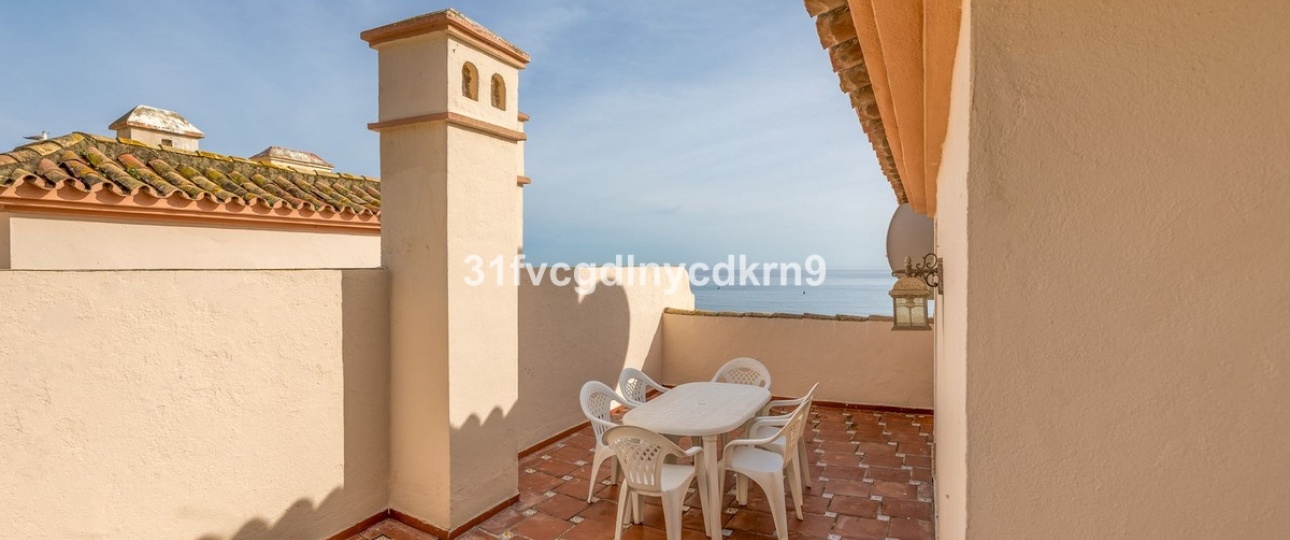 Resale - Town house - Estepona - Estepona Centro