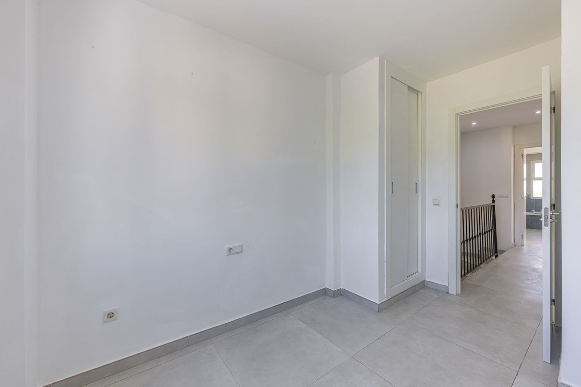 Resale - Town house - Estepona - Estepona Centro