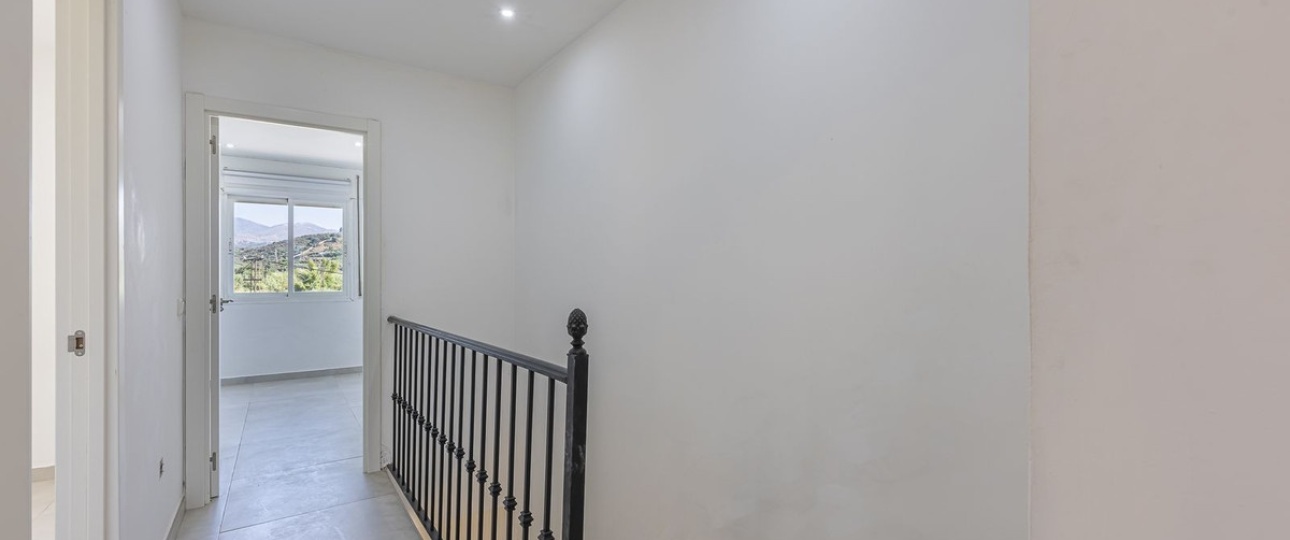 Resale - Town house - Estepona - Estepona Centro